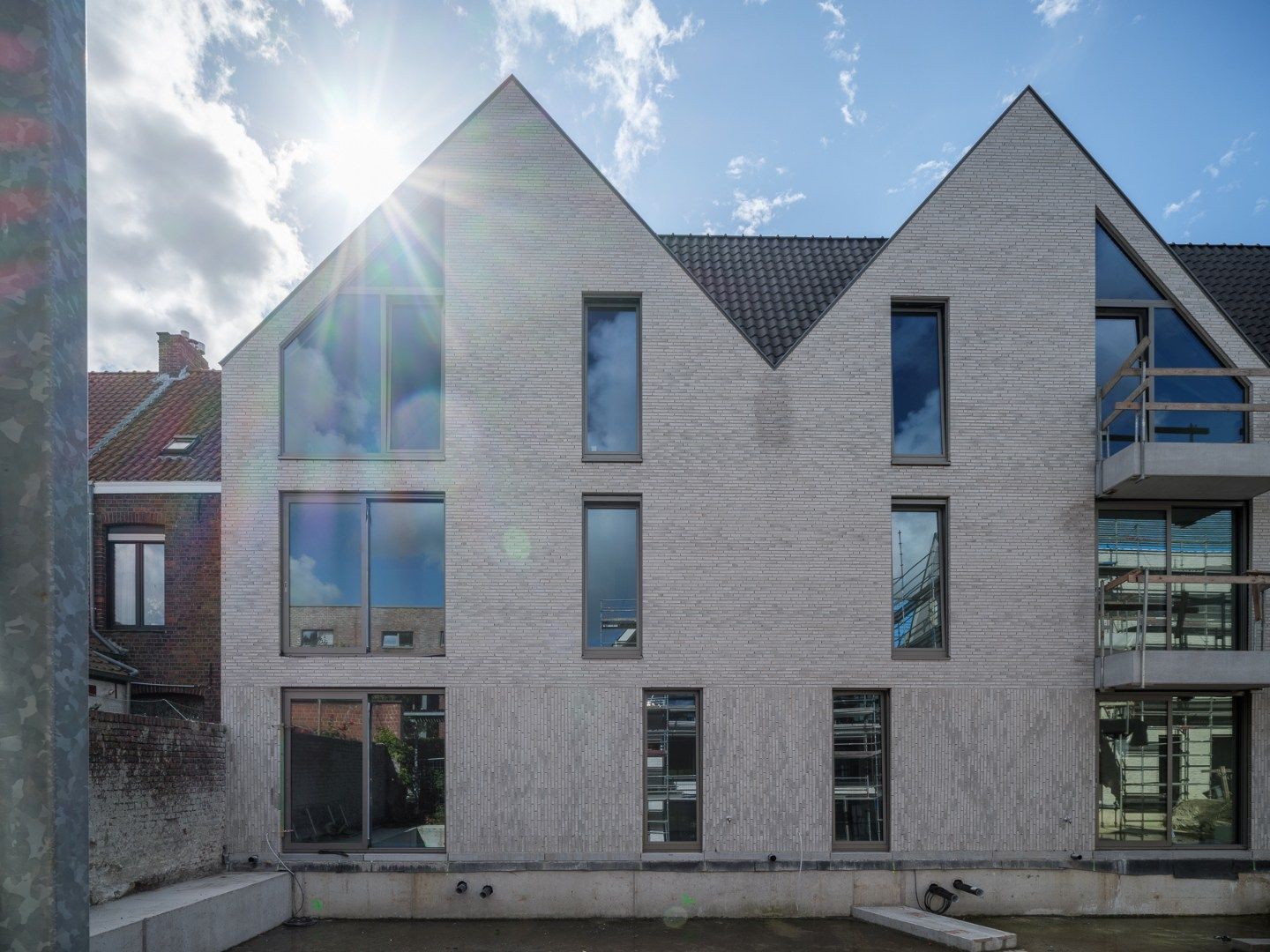 Nieuwbouwappartementen langsheen het water te Kristus-Koning (Brugge) foto 4