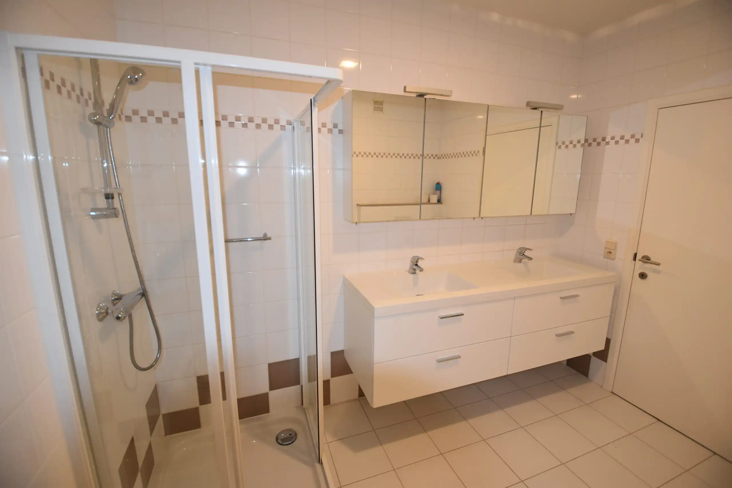 Duplexappartement – Centrum Beveren – Ruimtelijk, luxe en instapklaar foto 19