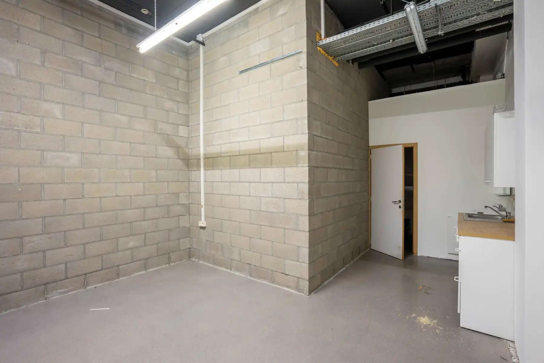 Commerciële toplocatie in Shopping Den Tir foto 7