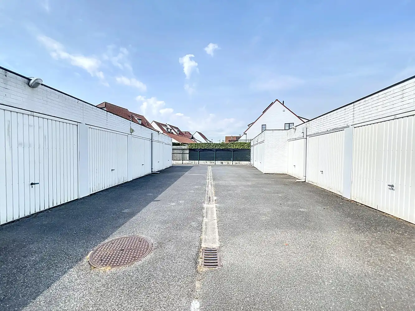 Gesloten garage in Duinbergen foto 6