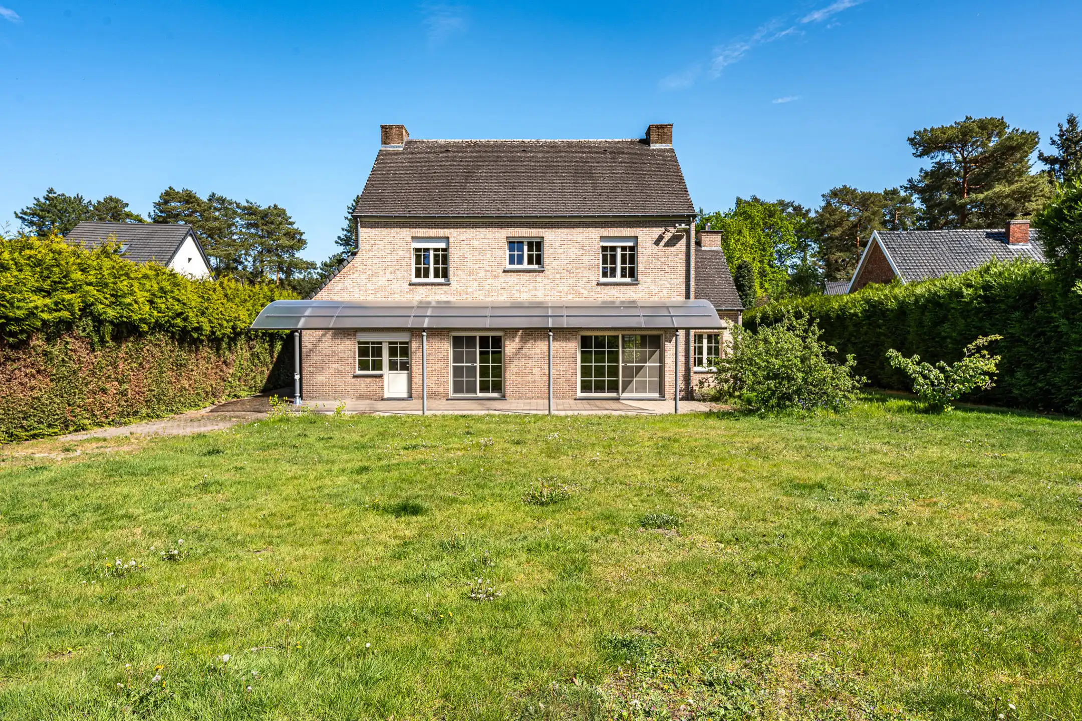 Ruime villawoning op topligging foto 6