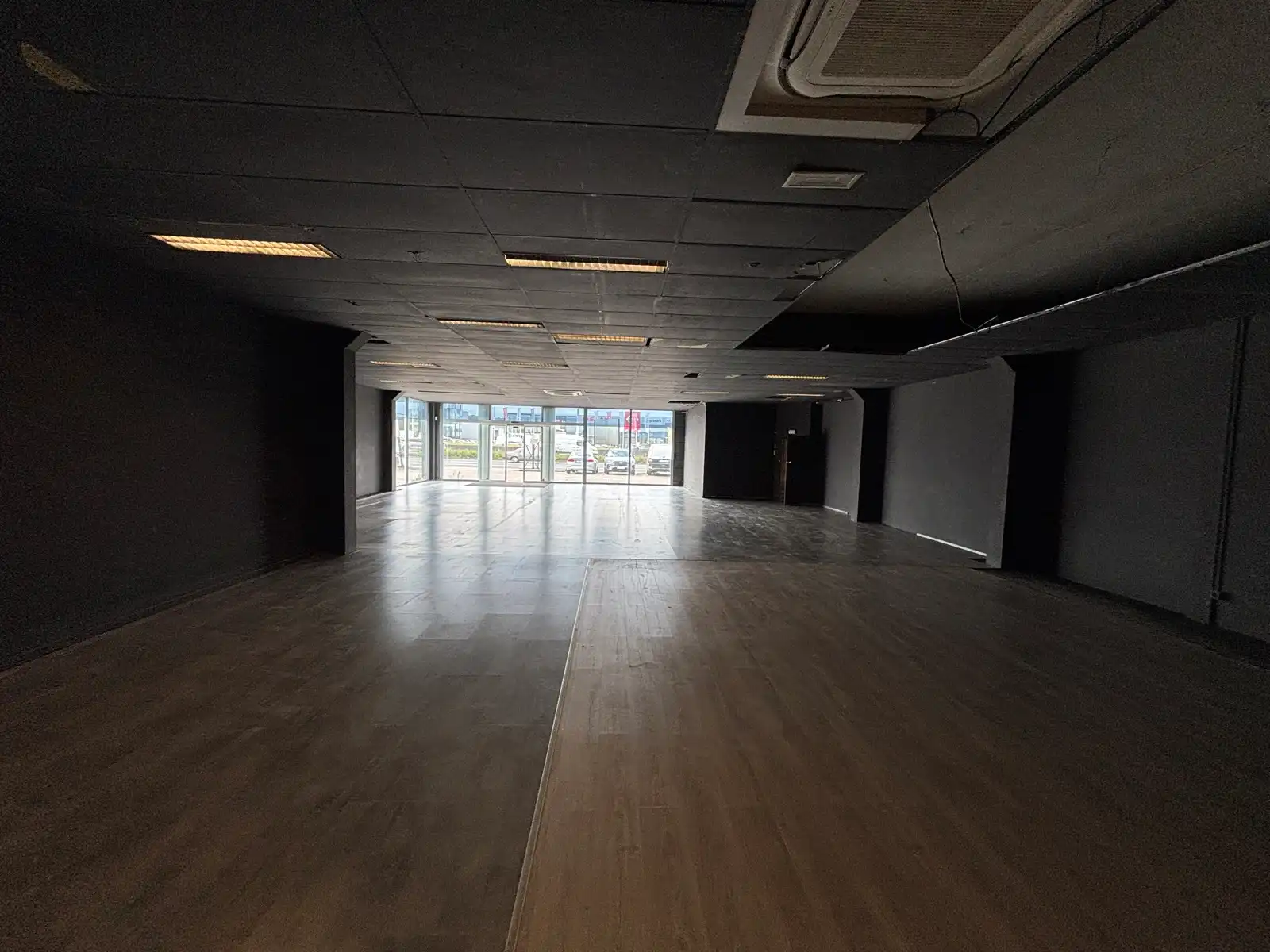 Handelspand (495  m²) op AAA-locatie op de A12 - Aartselaar foto 5