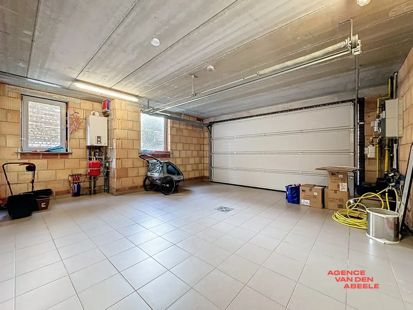 Duplexappartement met tuin en ruime garage foto 12