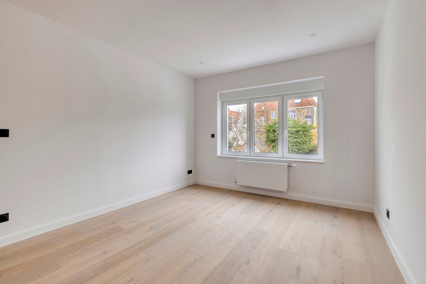 Gerenoveerde (2025) stadswoning met tuin foto 18