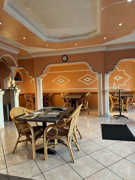 Handelspand met woonst op een strategische ligging. foto 6