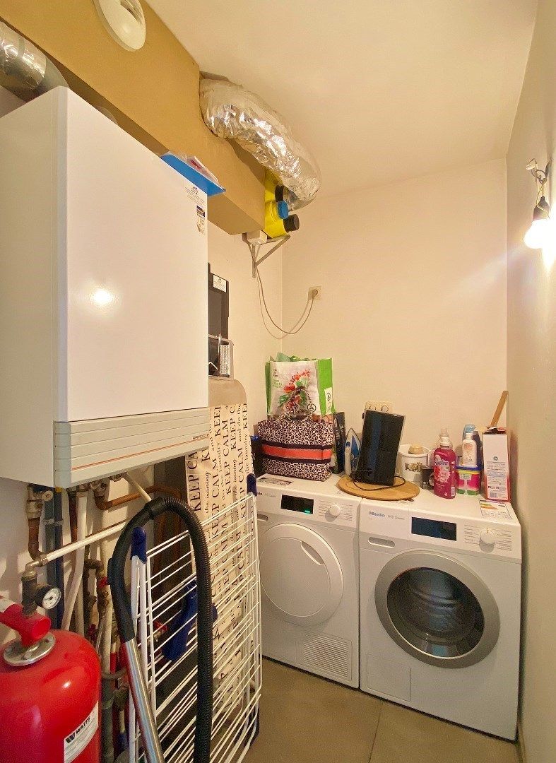 Centraal gelegen appartement in recent gebouw met terrasje foto 9