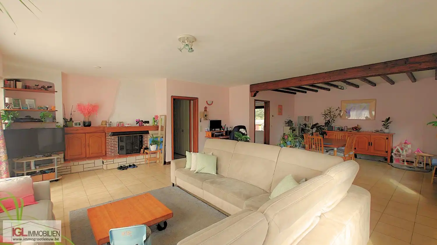 Handelspand op topliging met optimale zichtbaarheid langsheen Bergensesteenweg met veel parking en twee woongelegenheden! foto 19