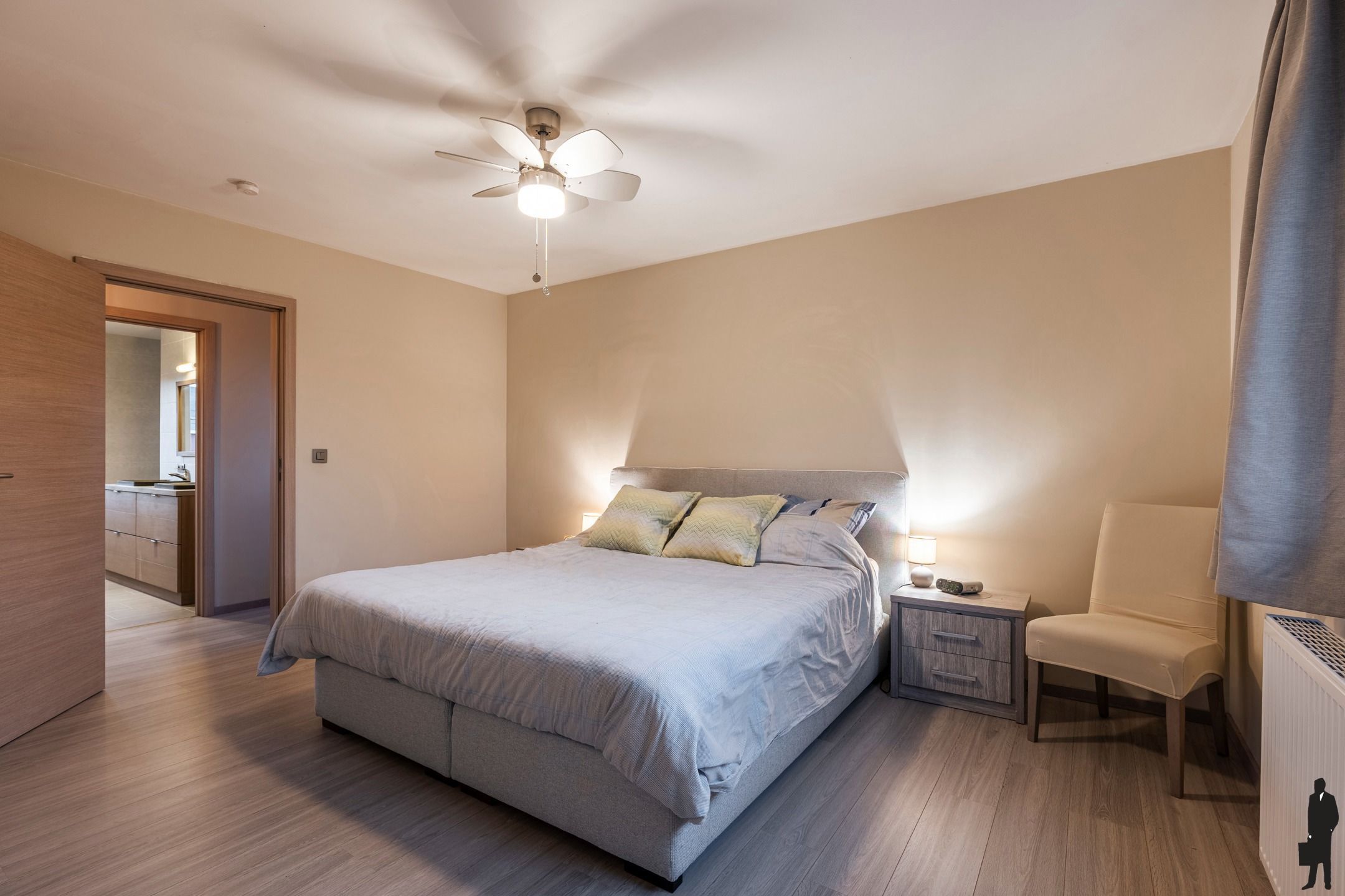 Recente, instapklare HOB-woning met 3 à 4 slpk. en bouwgrond foto 13