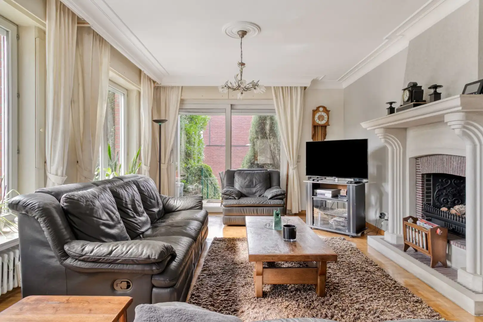 Mooi, uiterst lichtrijk appartement in het hart van Wevelgem! foto 4