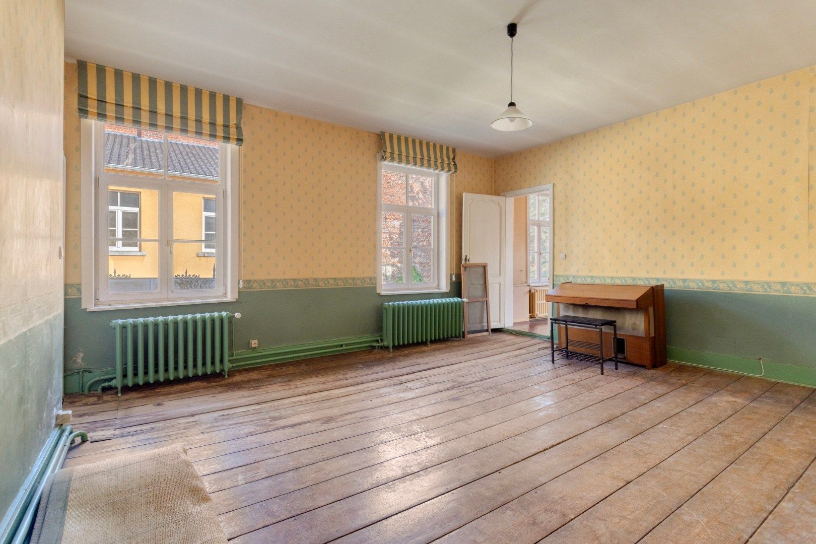 Een zeer ruime herenwoning te Edingen! foto 25