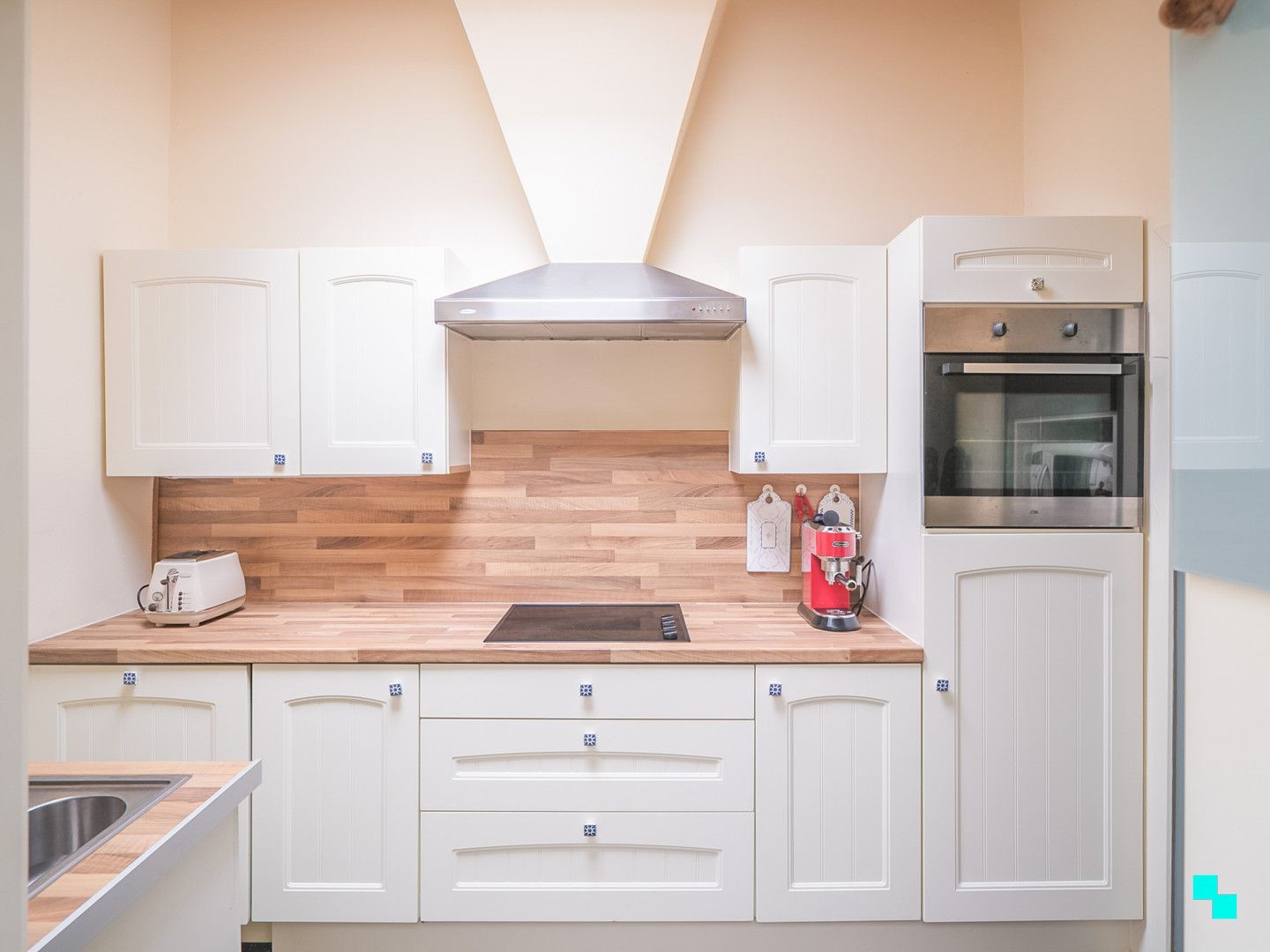 Charmante woning met drie slaapkamers in het hart van Merelbeke foto 13