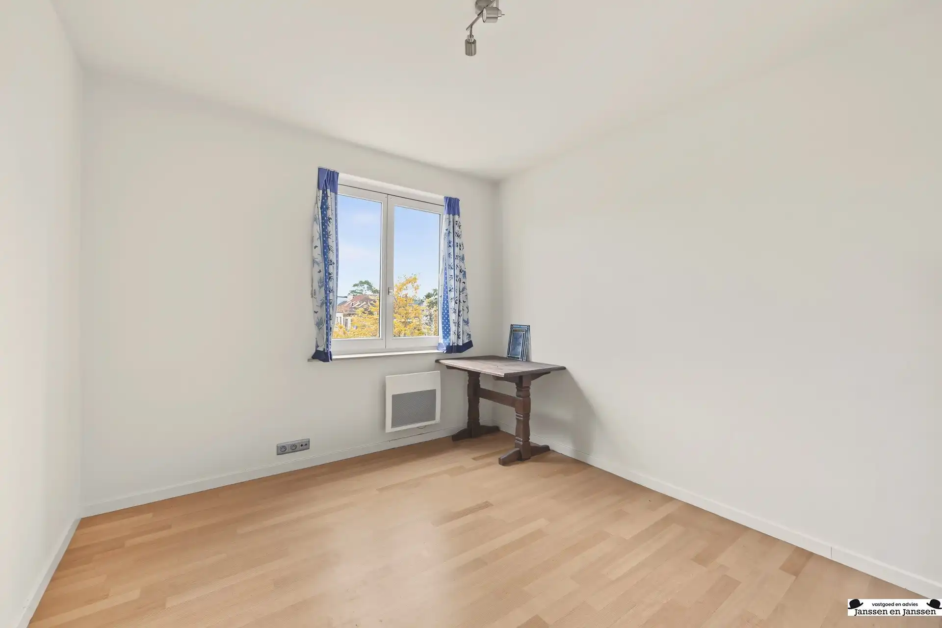 Ruim en lichtrijk appartement met 3 slaapkamers en 125 m² in Brasschaat-Mariaburg foto 9