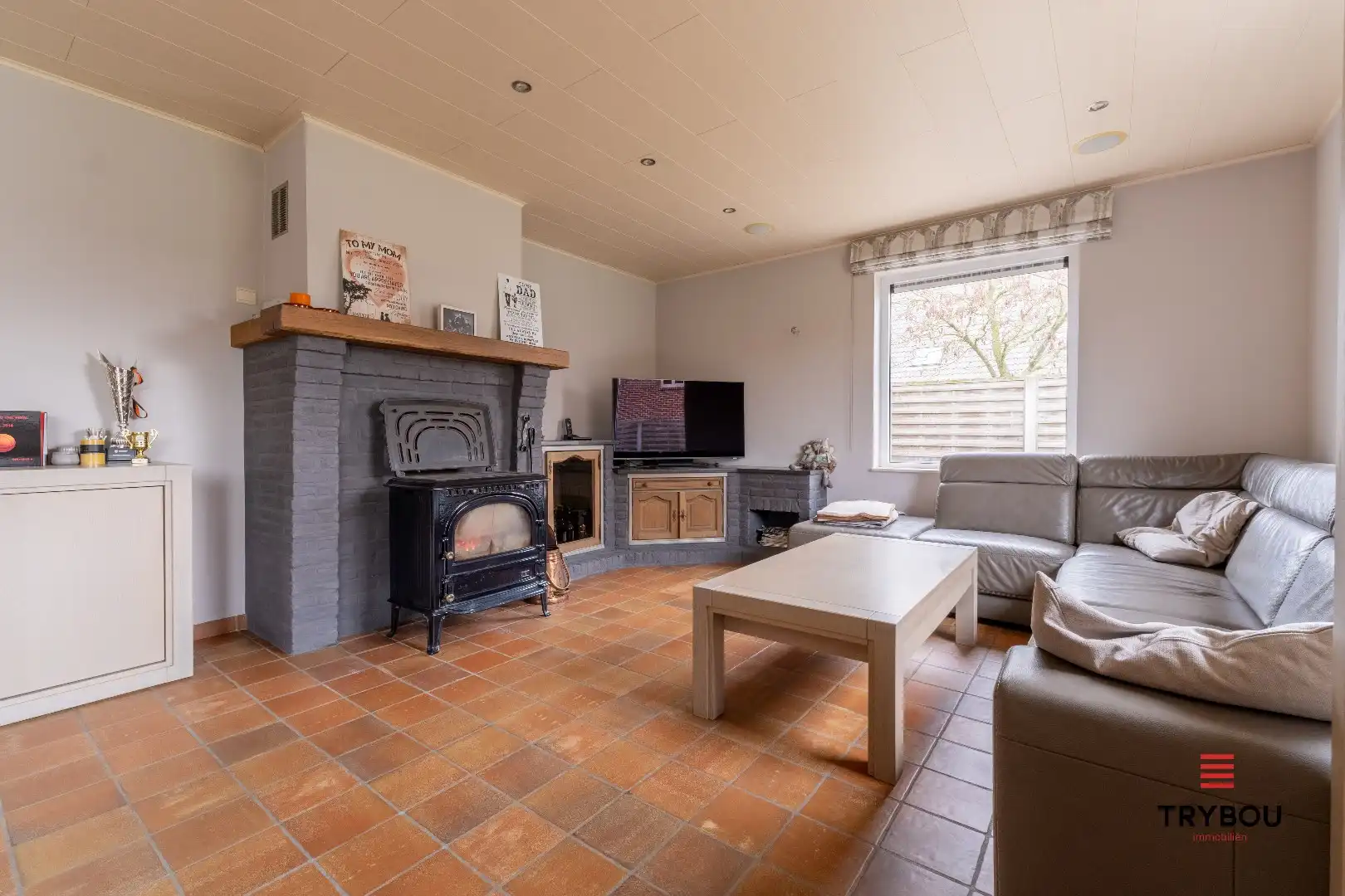 Instapklare gezinswoning met ruime tuin en dubbele garage in Poelkapelle foto 4