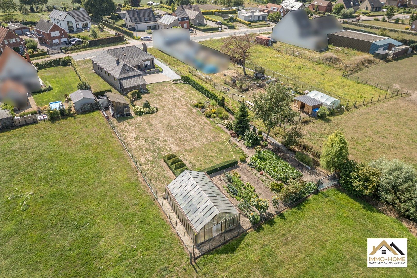 Vrijstaande woning met ruimte tuin en open zicht!  foto 4