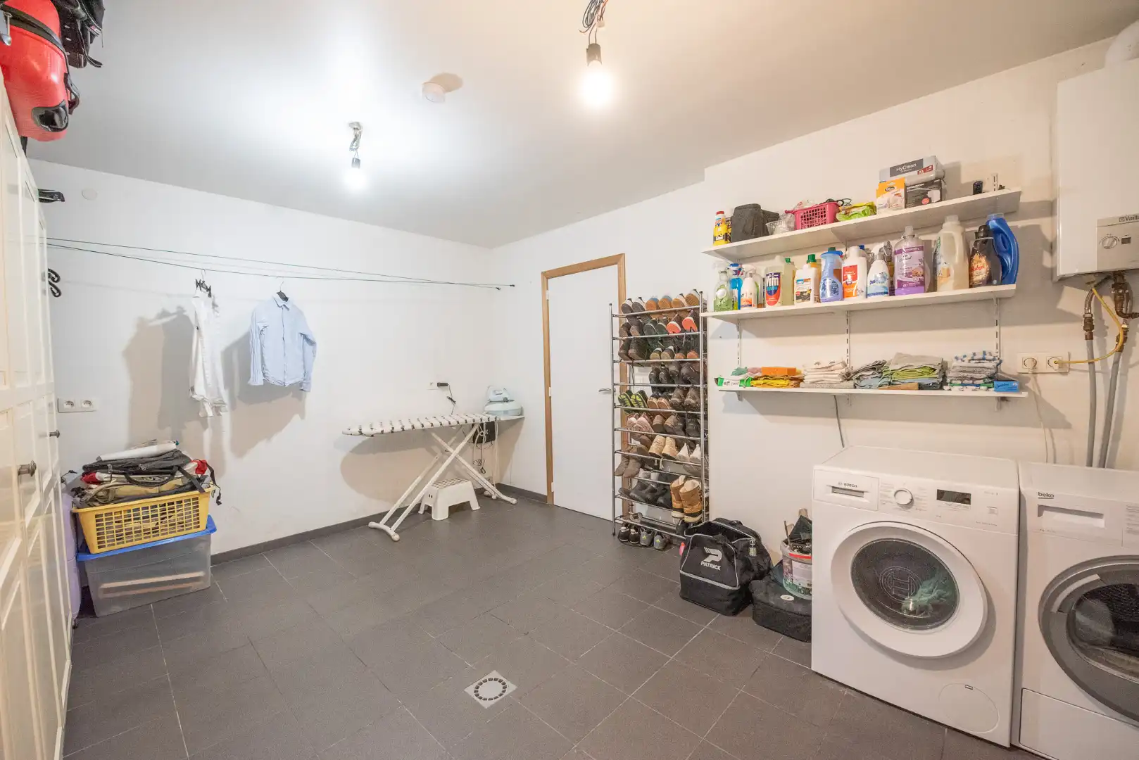 Charmante en ruime woning te huur met tuin en garage. foto 14
