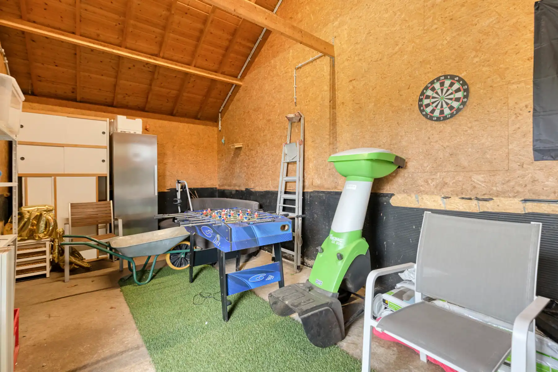 Unieke ruime woning met praktijkruimte + 5(6)slpkmrs op 25 a foto 34