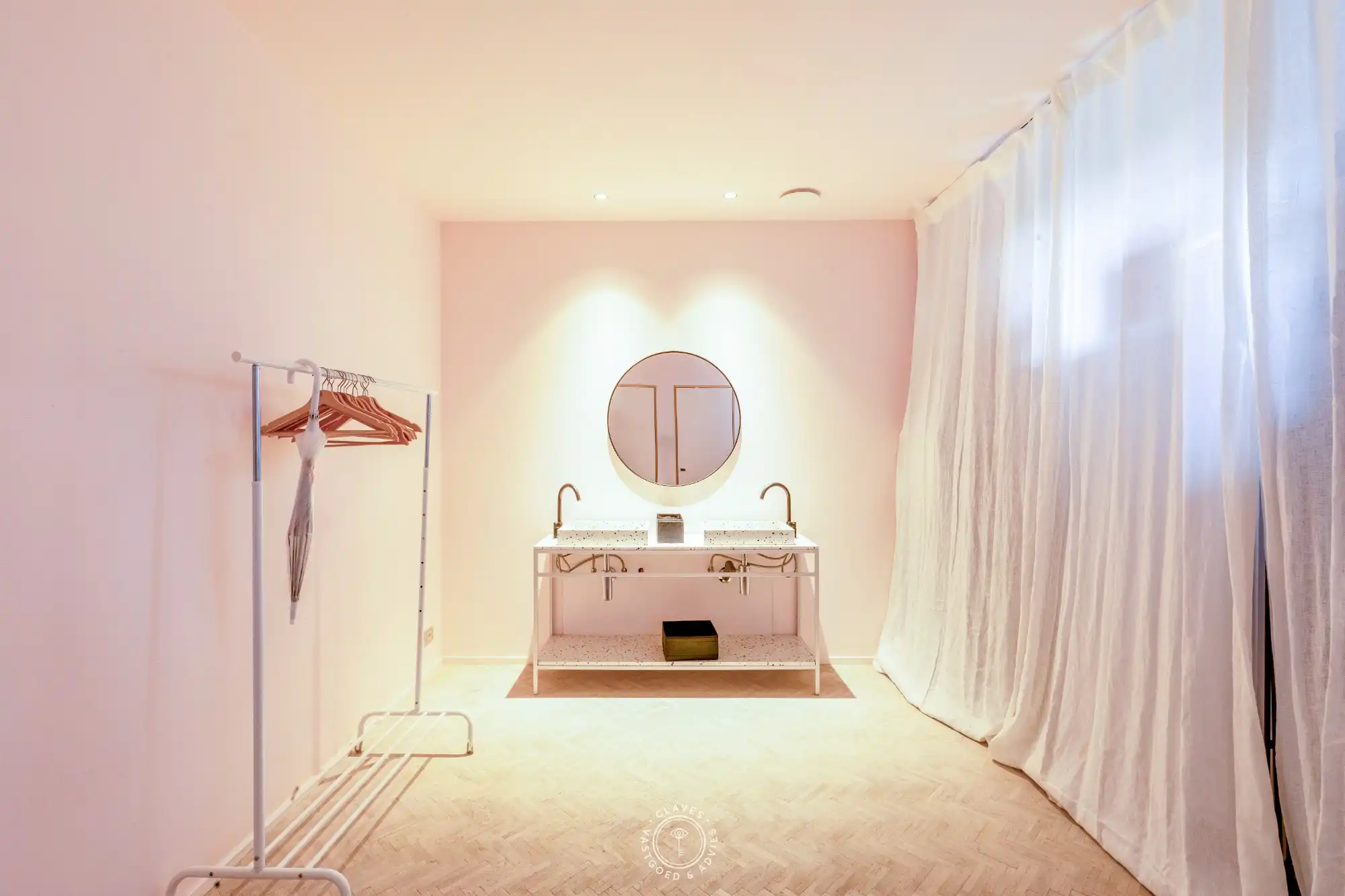 Veelzijdig en instapklaar handelspand met veel potentieel op een topligging foto 14