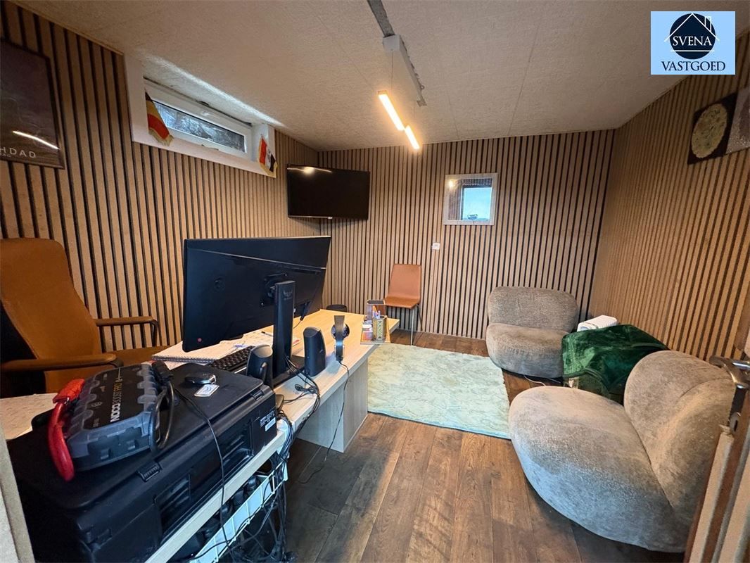 WONING MET HANDELSRUIMTE EN 3 SLAAPKAMERS foto 6