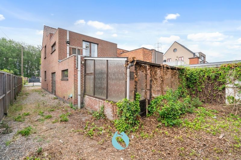 Ontdek deze woning gelegen op een royaal perceel van 646 m² foto 13
