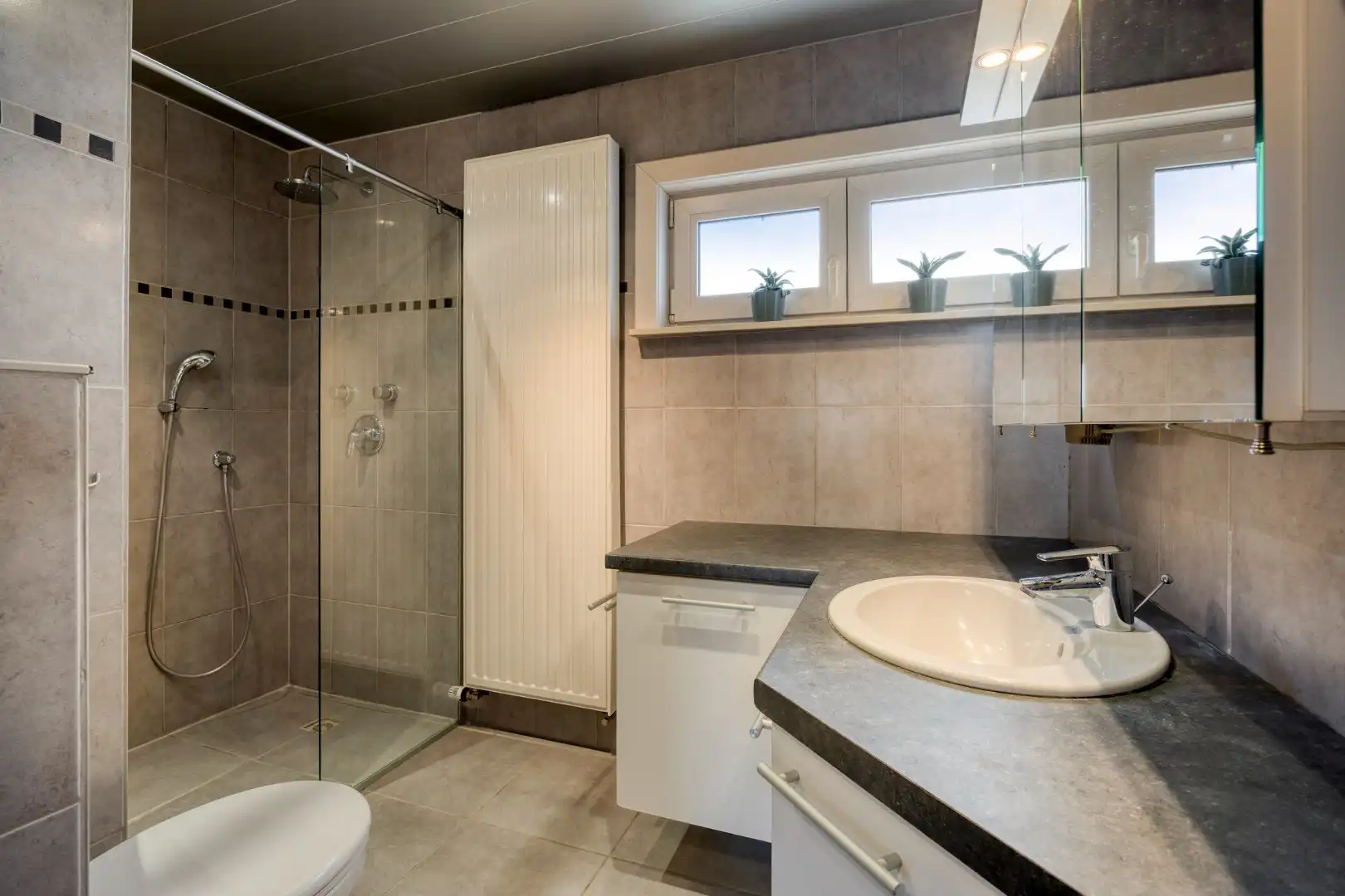 Gezellig ingerichte woning in rustige omgeving te Tongeren-Vreren foto 23