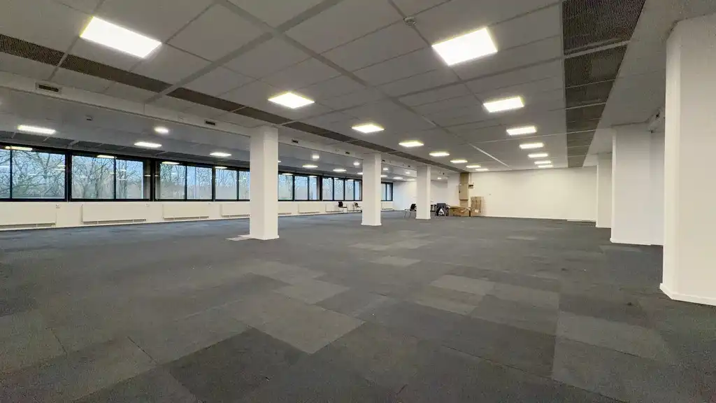 Kantoren met Scheldezicht te huur in The Office 03 te Gent foto 3