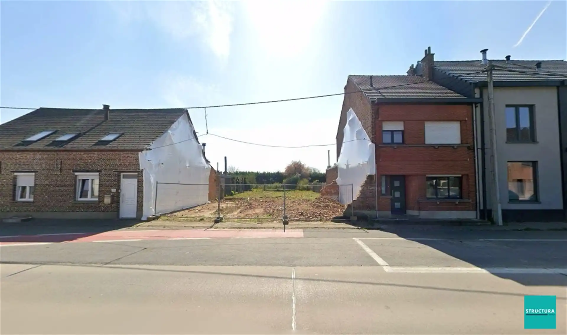 Bouwgrond voor 2 woningen met vergunning foto 2