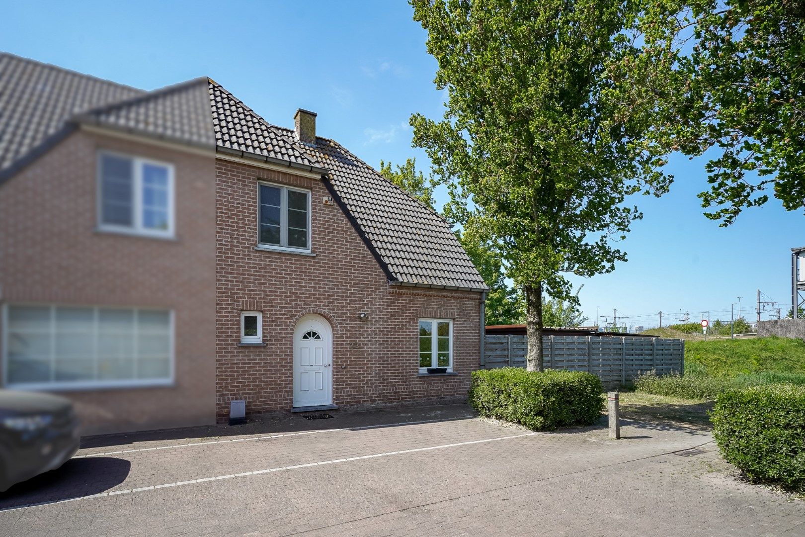 ()=>{if(producerUpdateValueVersion(node),producerAccessed(node),node.value===ERRORED)throw node.error;return node.value} Rokerijstraat 23 - - 8400 Oostende