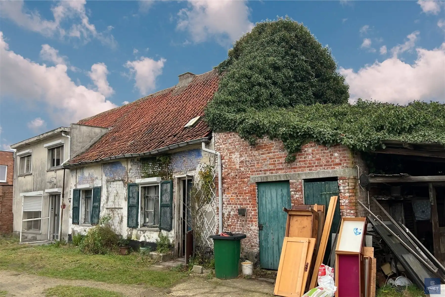 VOLLEDIG TE RENOVEREN OB IN HARTJE BEVEREN ! foto 2