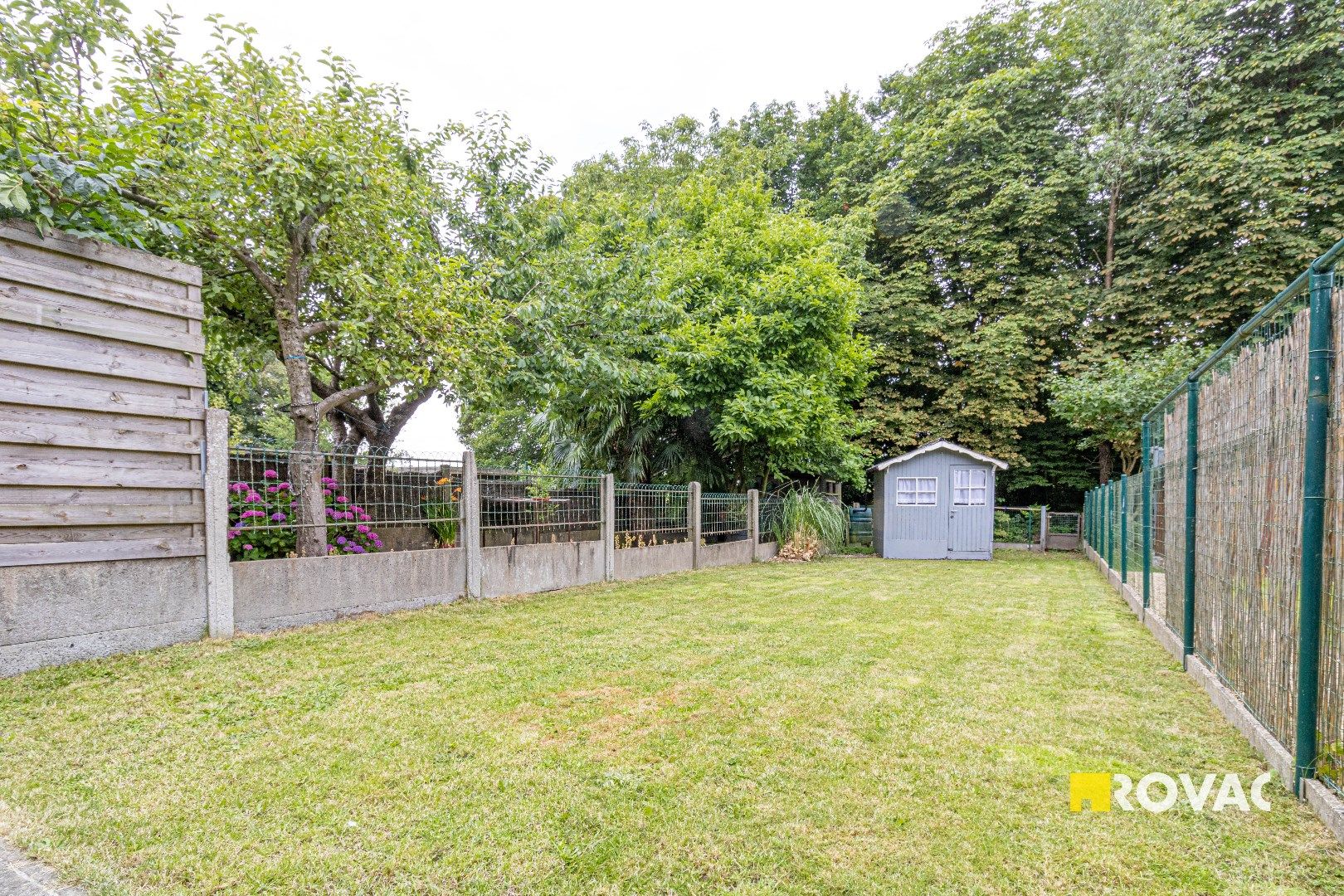 Opbrengsteigendom bestaande uit 2 appartementen met terras én tuin foto 13