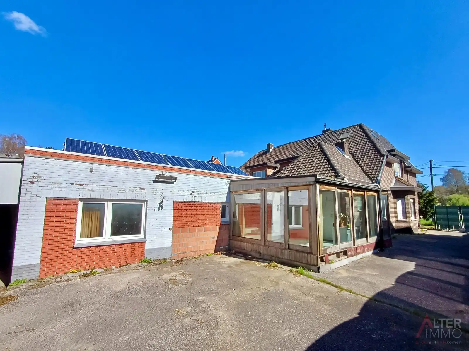 OPBRENGSTEIGENDOM MET 2 APPARTEMENTEN foto 48