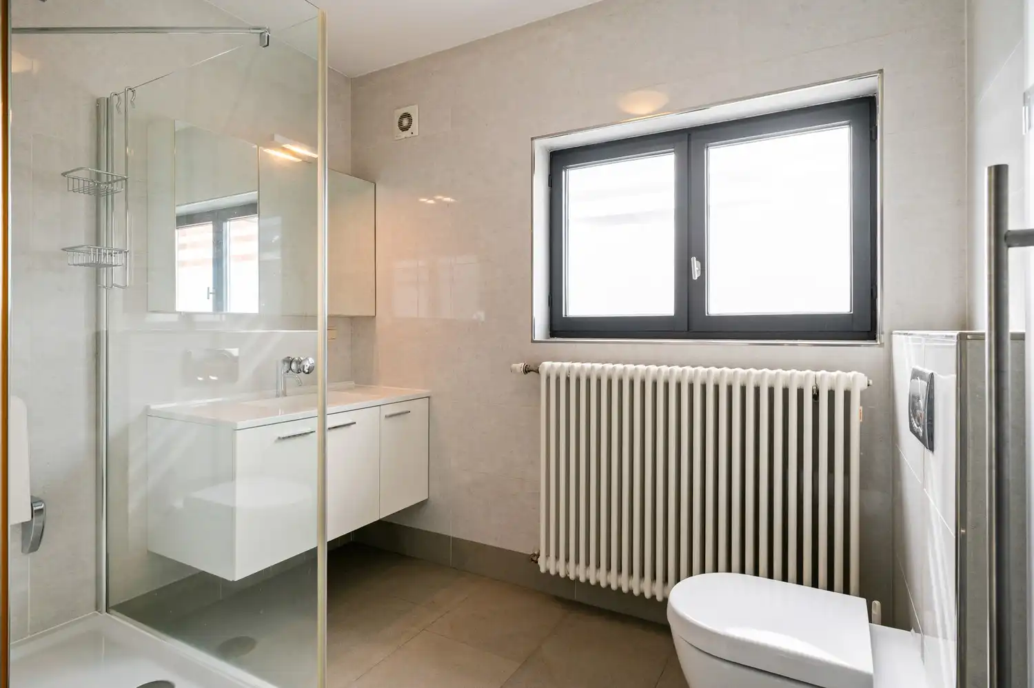 Gezellige woning met 3 slaapkamers en 2 garages te Lier foto 13