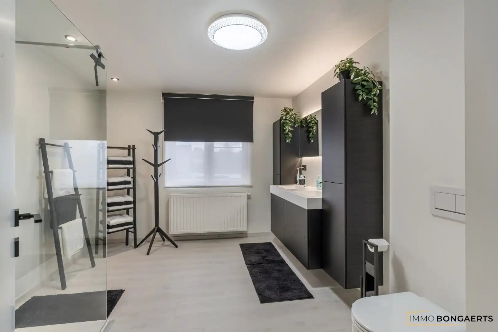 Exclusieve woning met volledig uitgeruste wellnesspraktijk nabij Hasselt foto 16