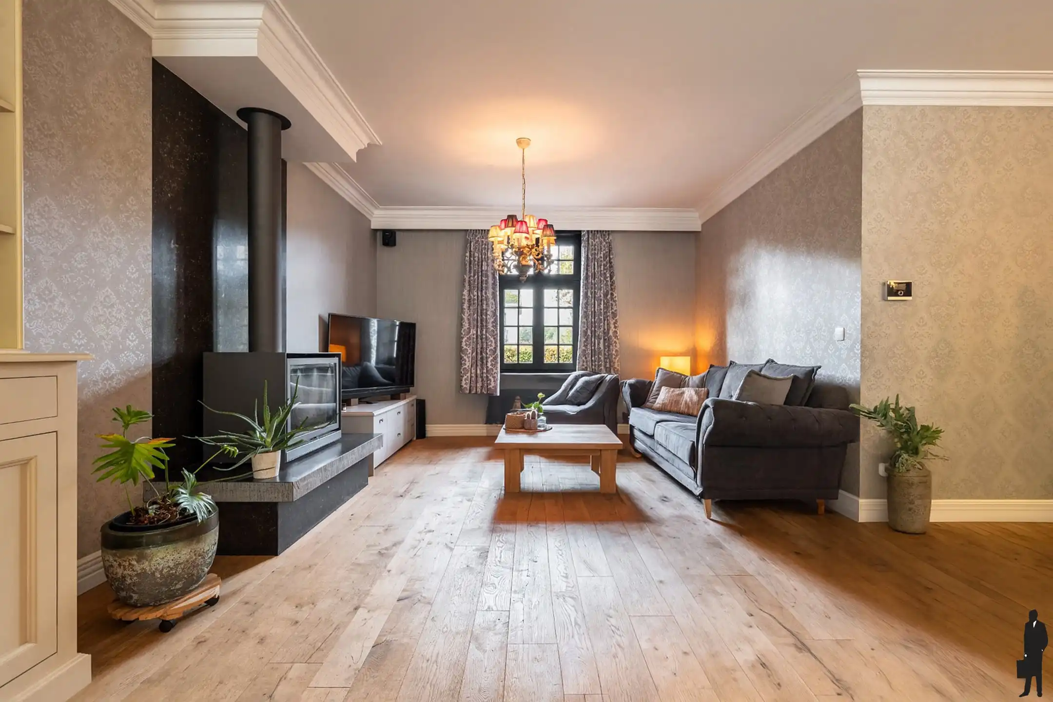 Luxevilla met zwembad, poolhouse, werkhuis en privé bos foto 9