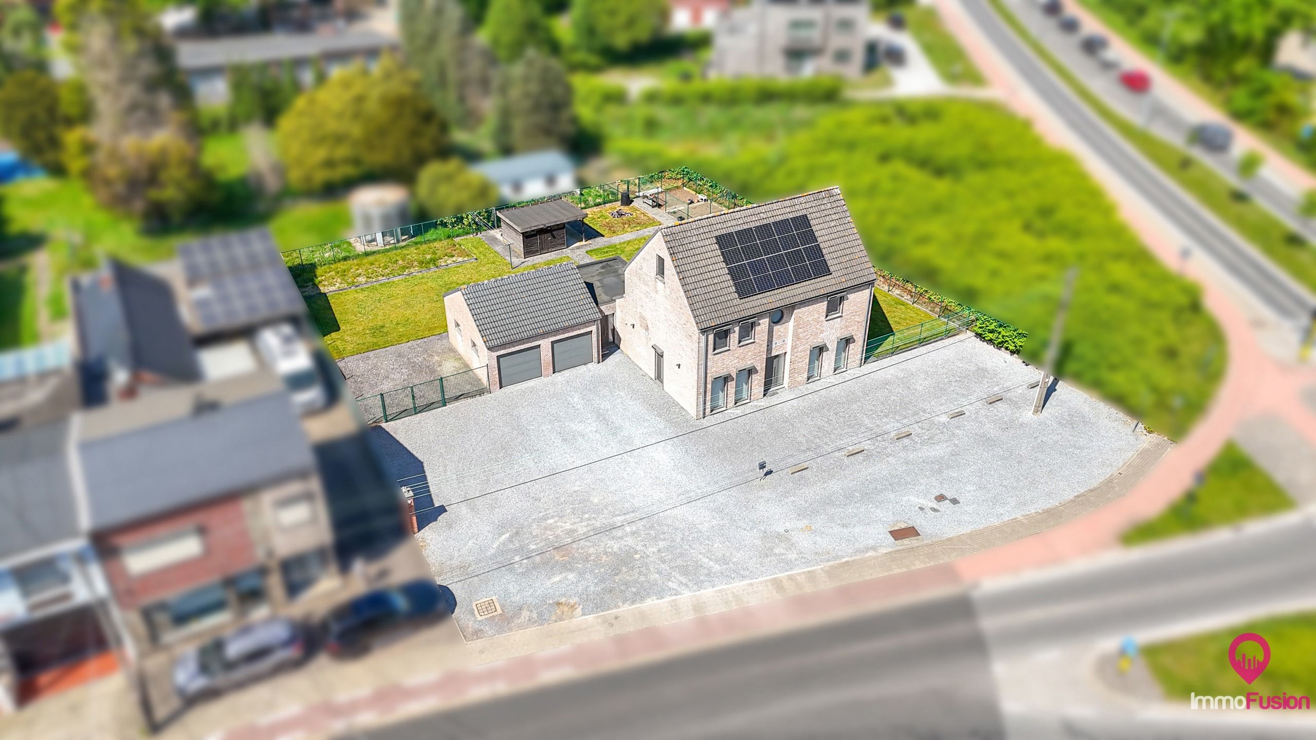 Ruime gezinswoning met 3 slpks, dubbele garage en grote tuin! foto 56
