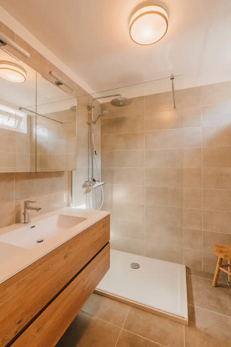 Stijlvol gerenoveerde open bebouwing op 630 m² foto 14
