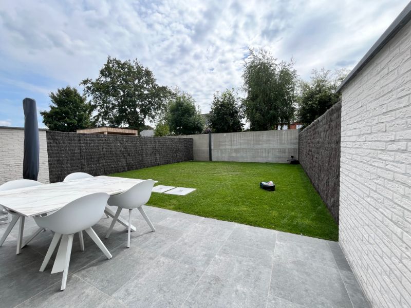 Nieuwbouwwoning met 4 slaapkamers en zonnepanelen foto 10