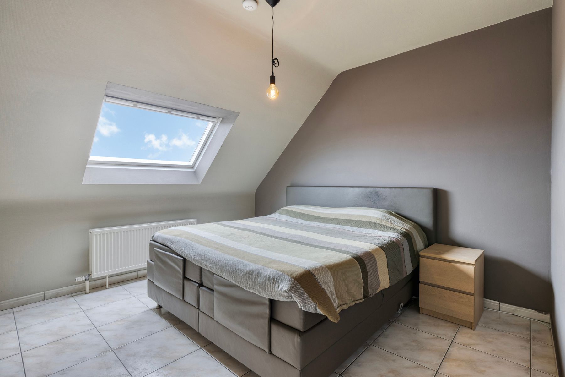 Ruim appartement met 3 slaapkamers! foto 8