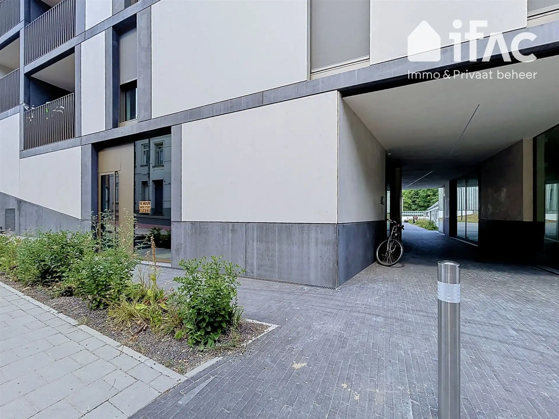 Exclusieve commerciële ruimte in het hart van Tervuren foto 9