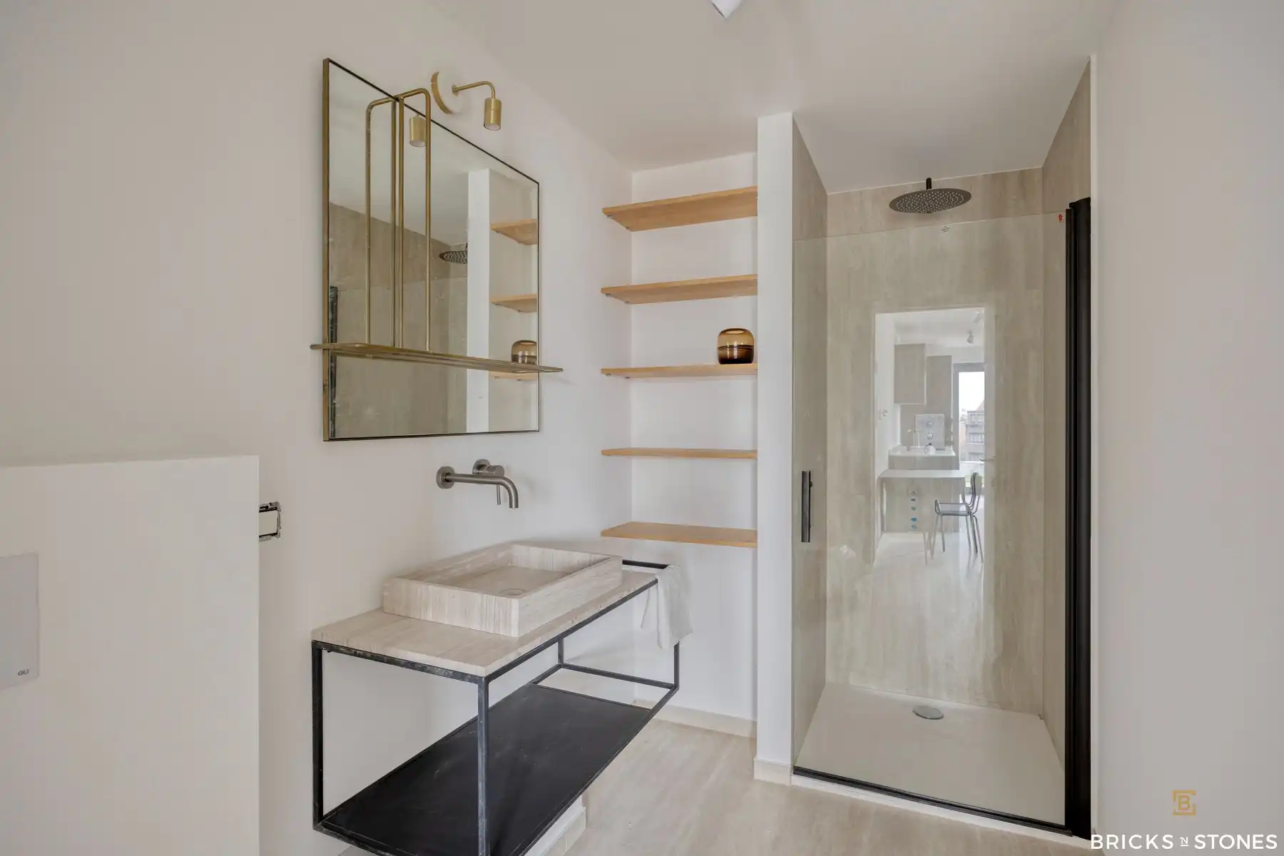 Luxe nieuwbouw appartement met 2 slaapkamers en terras foto 4