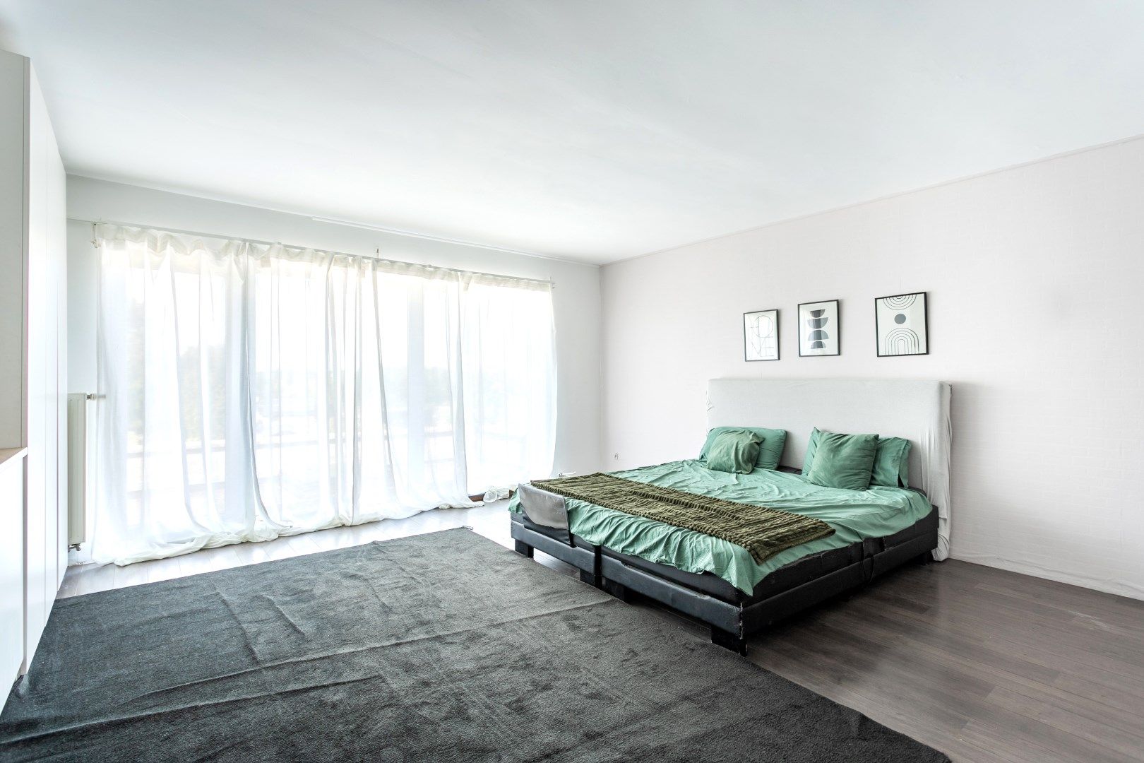 Ruime en energiezuinige (EPC A) woning met 5 slaapkamers, bureau, garage en tuin foto 17