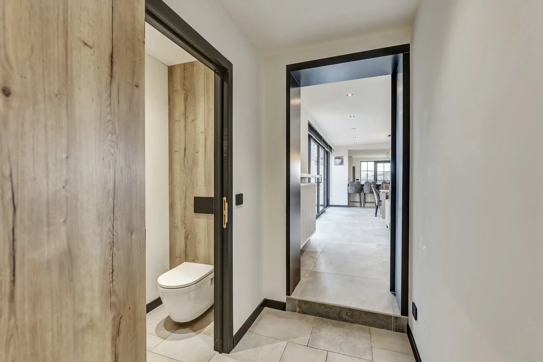 Charmante halfopen woning met zonnepanelen in Deftinge foto 5