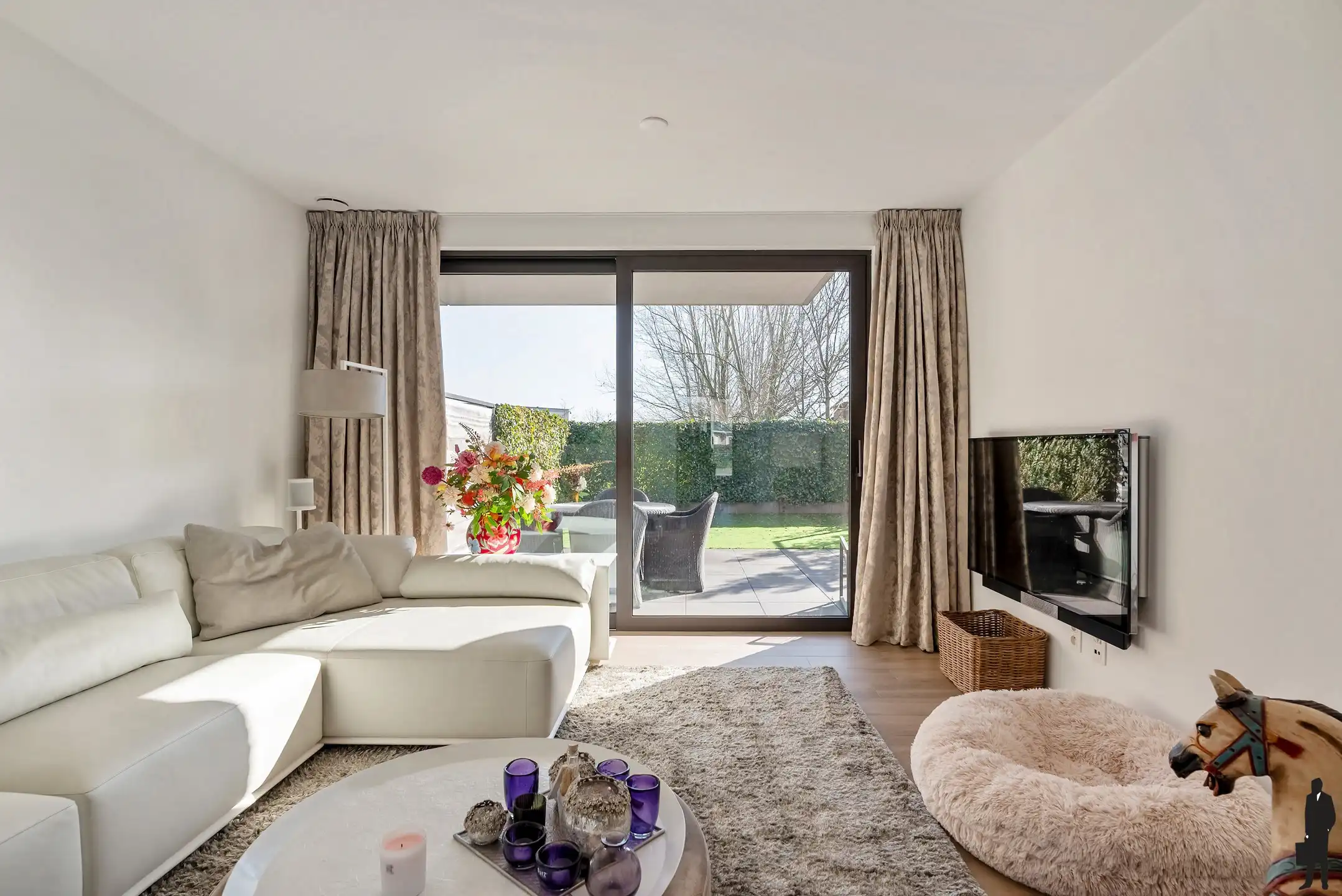 Zeer stijlvol 2 slpk. appartement met 2 staanplaatsen en berging te Hoogstraten - Meer! foto 3