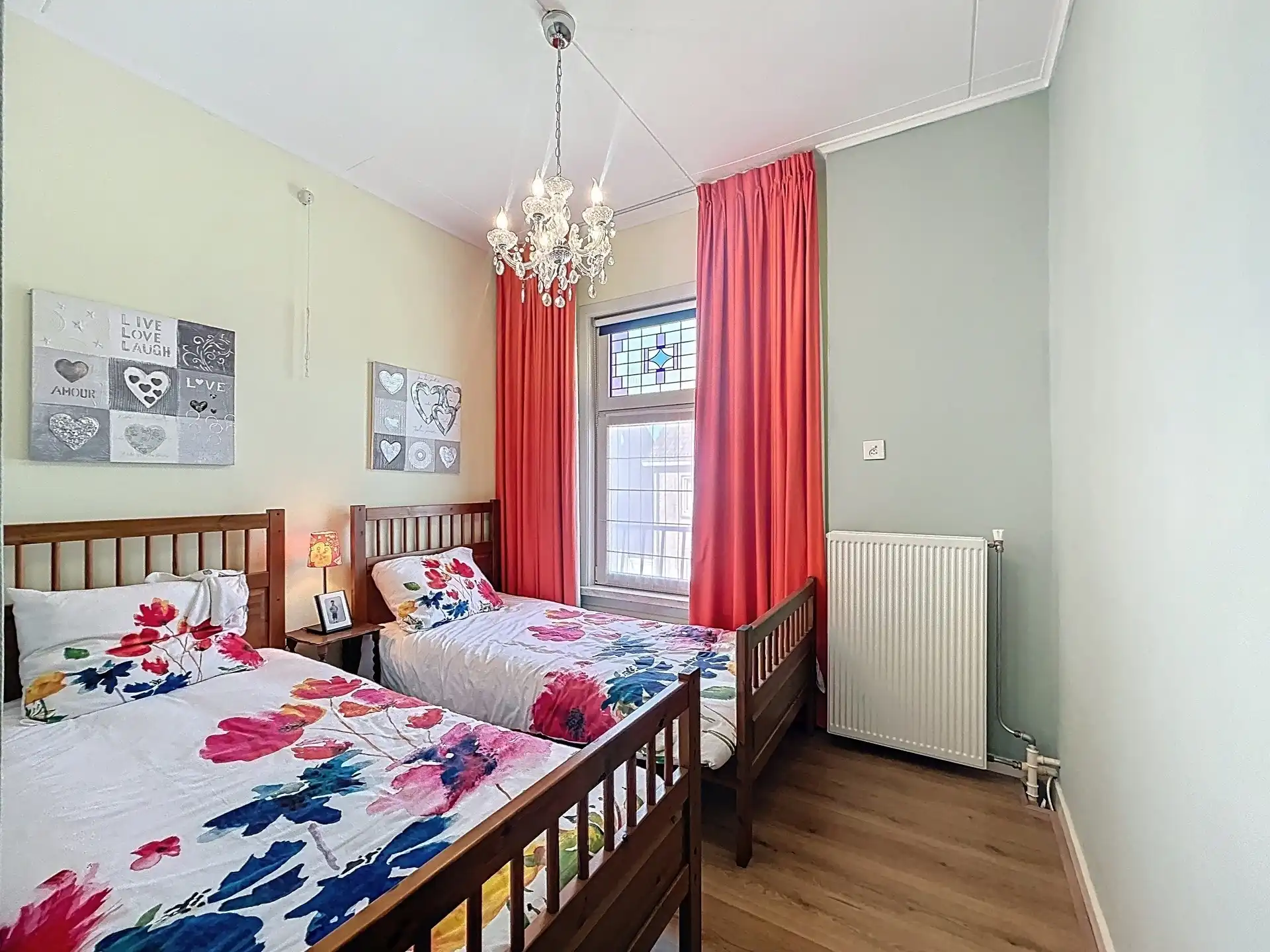 Charmante woning met 3 slaapkamers op toplocatie! foto 8