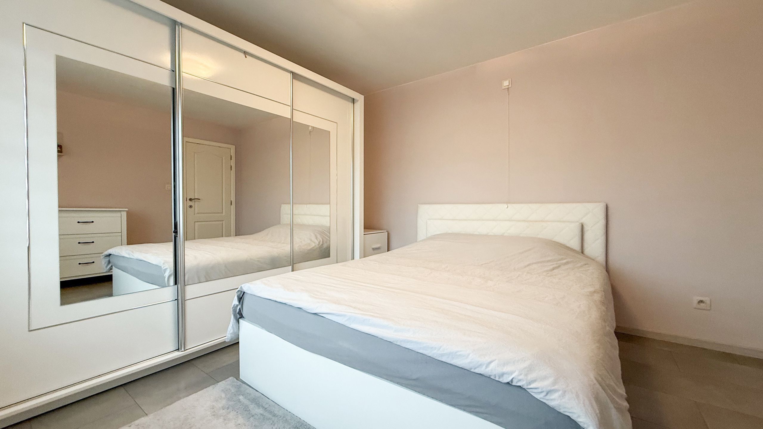 Mooie woning met moderne afwerking en gezellige veranda! foto 33