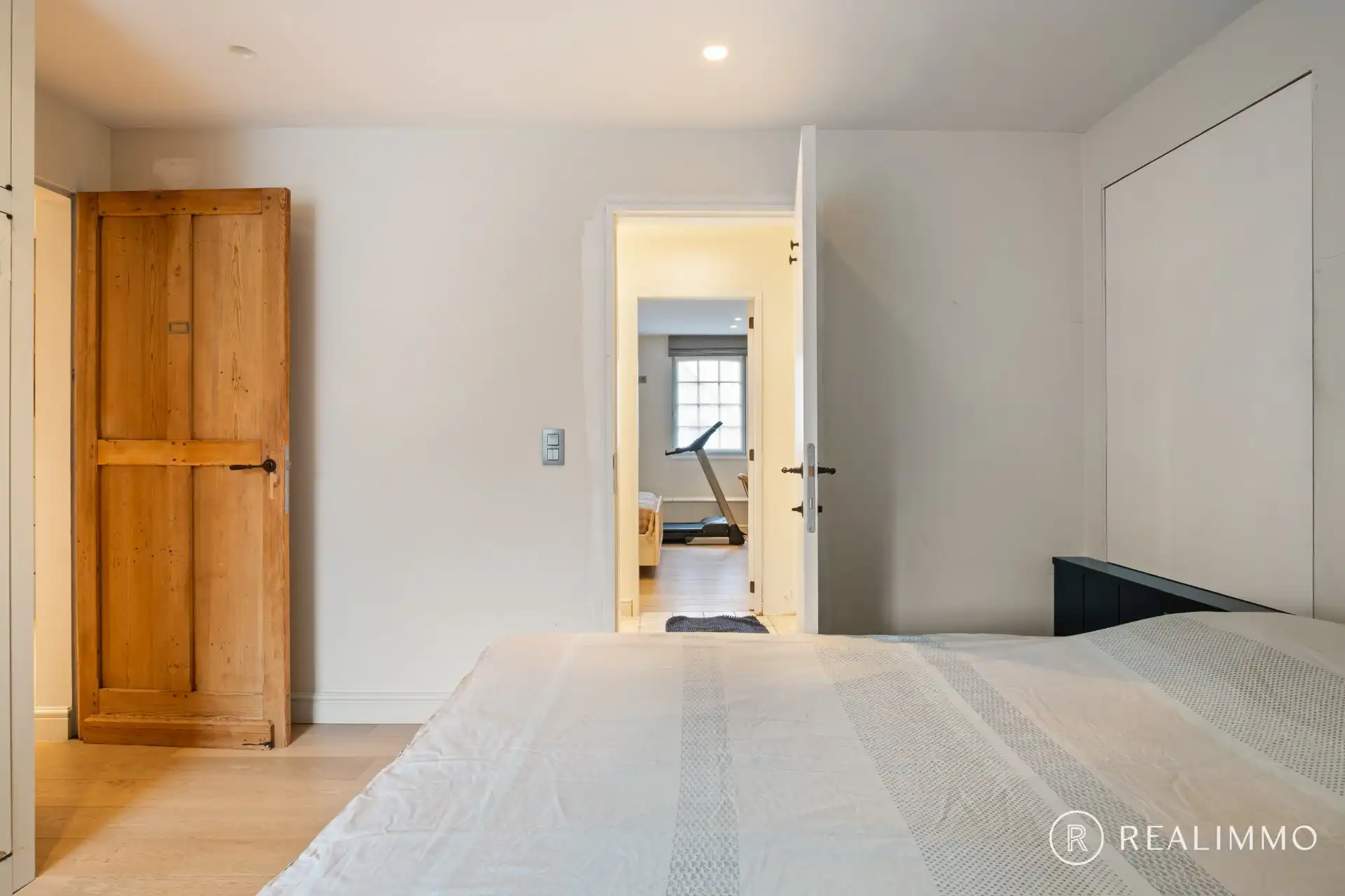 EXCLUSIEVE VILLA TE KOOP IN ZULTE foto 17