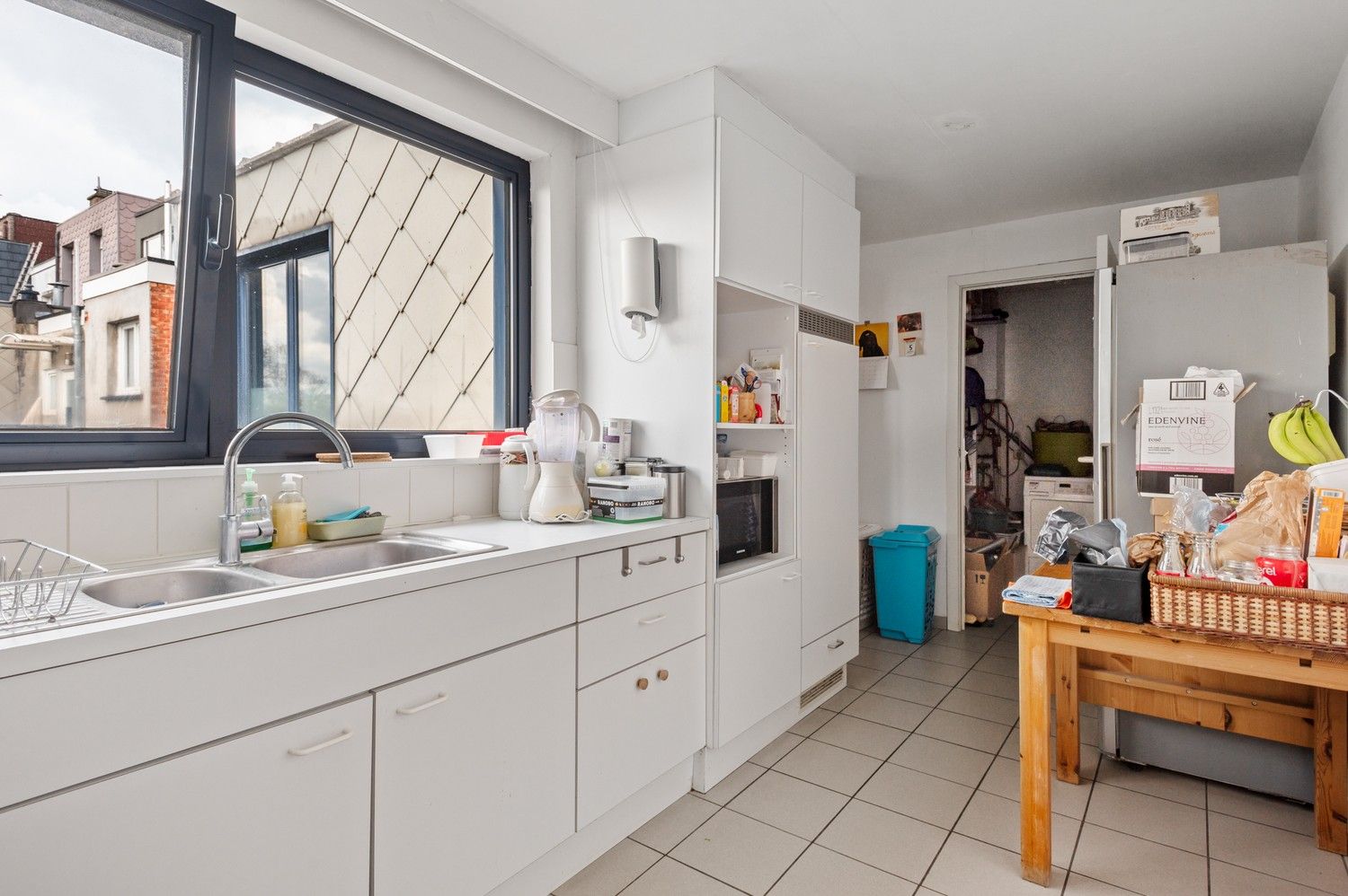 Handelspand met duplex in het centrum van Wijnegem! foto 18