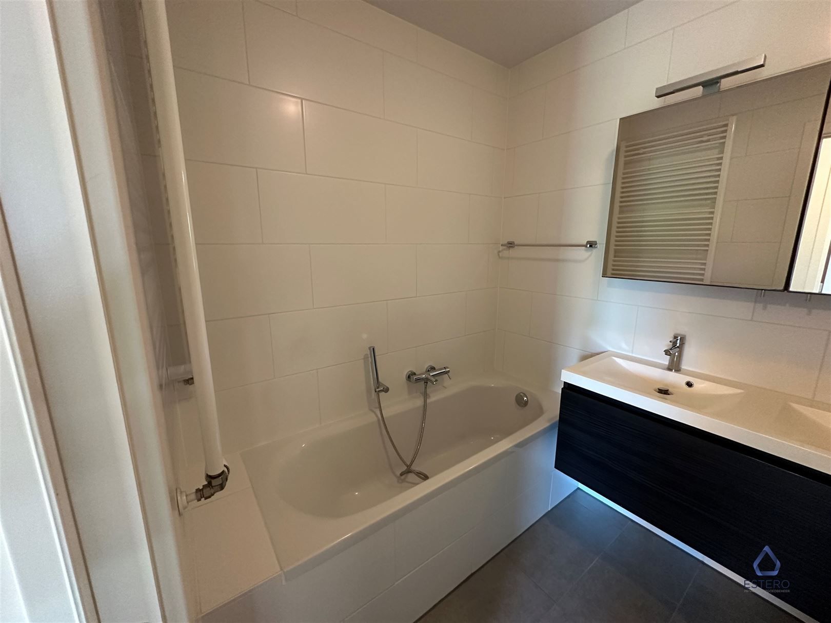 Ruim 2-slaapkamer appartement te Gent foto 15