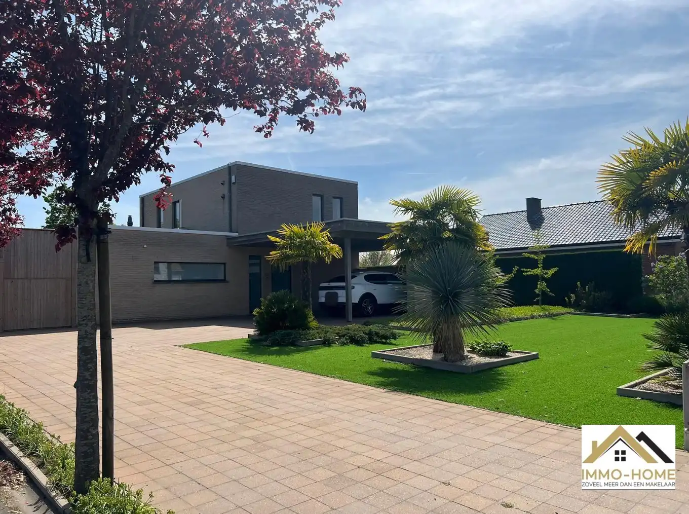 Vrijstaande woning met 3000M2 grond en landelijk uitzicht!! foto 2