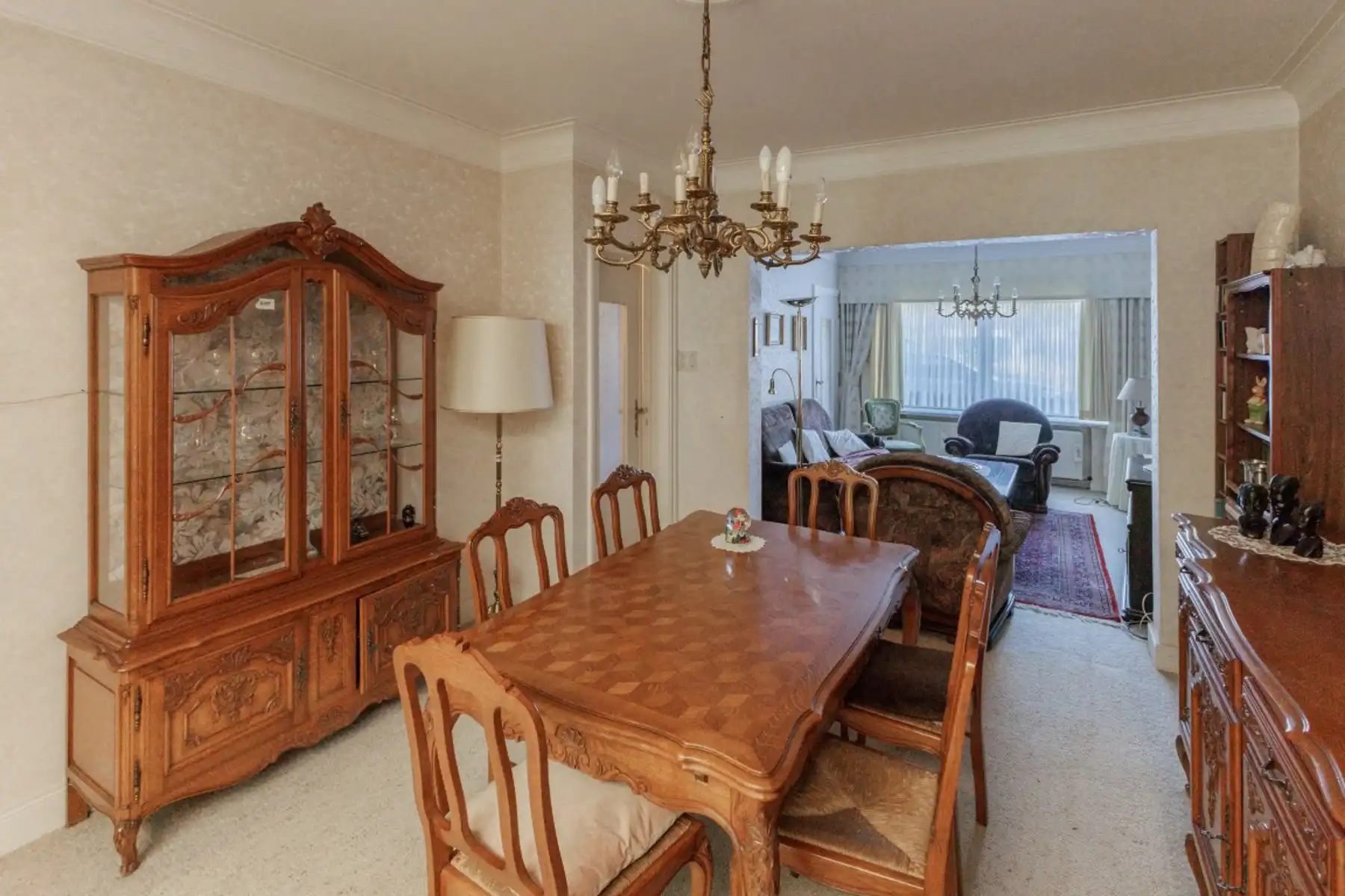 Ruime woning met 3 slaapkamers foto 3