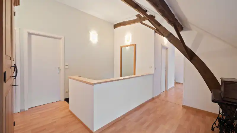 Ruime woning van 256m² op 10 are 32 ca foto 18